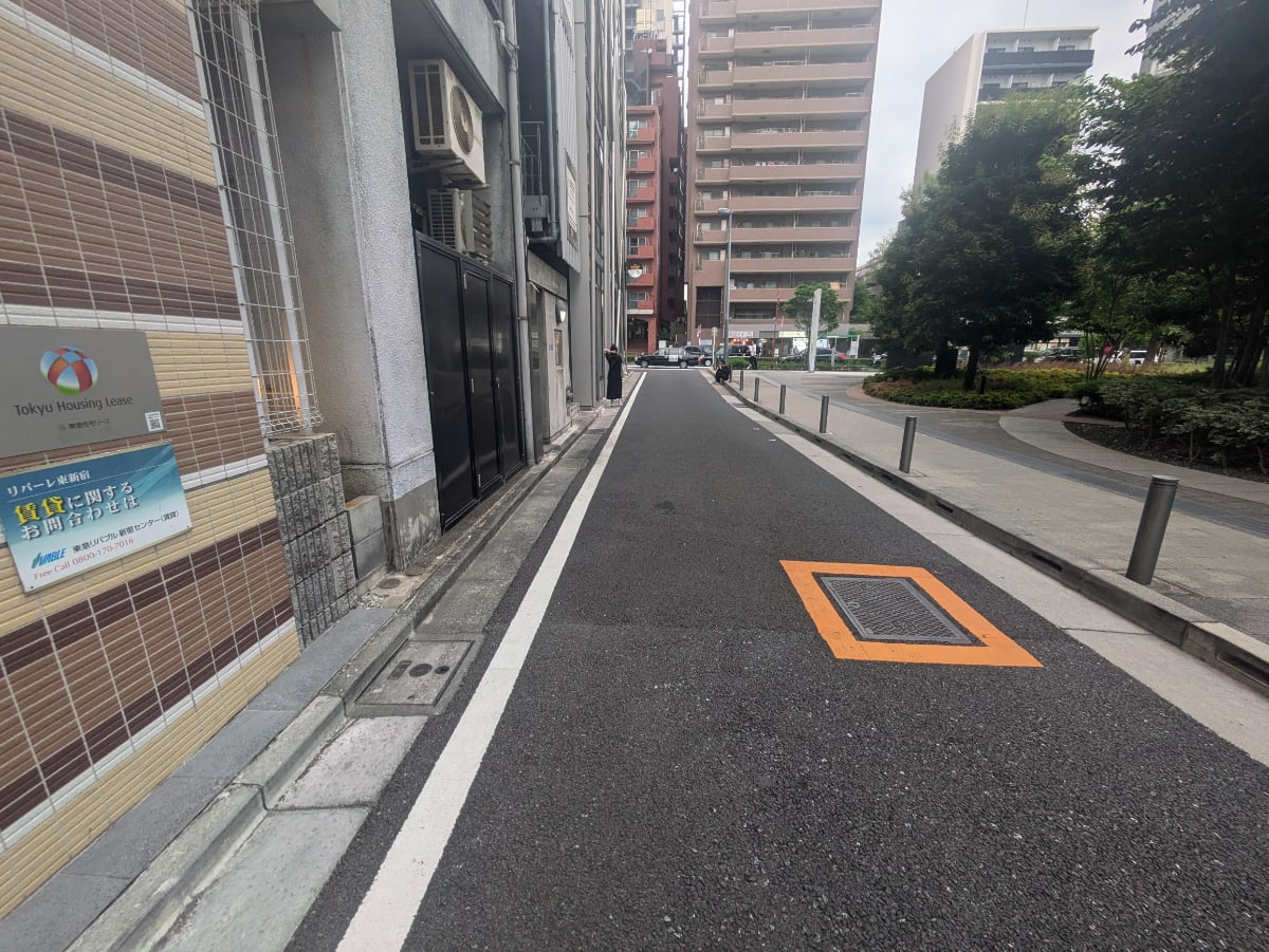 v20250427010206/fresh/building/J00100428556_11
