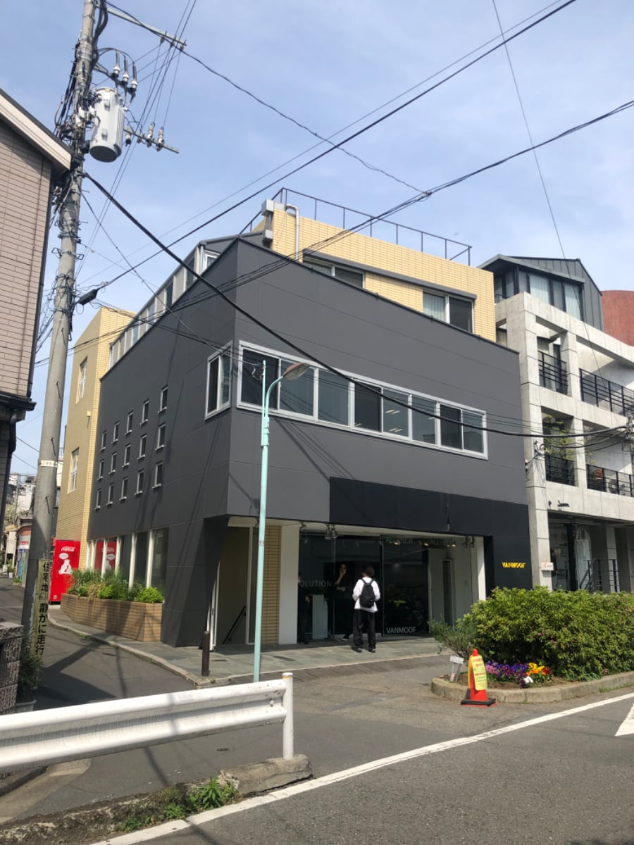 v20250427010206/fresh/building/J00100428920_10