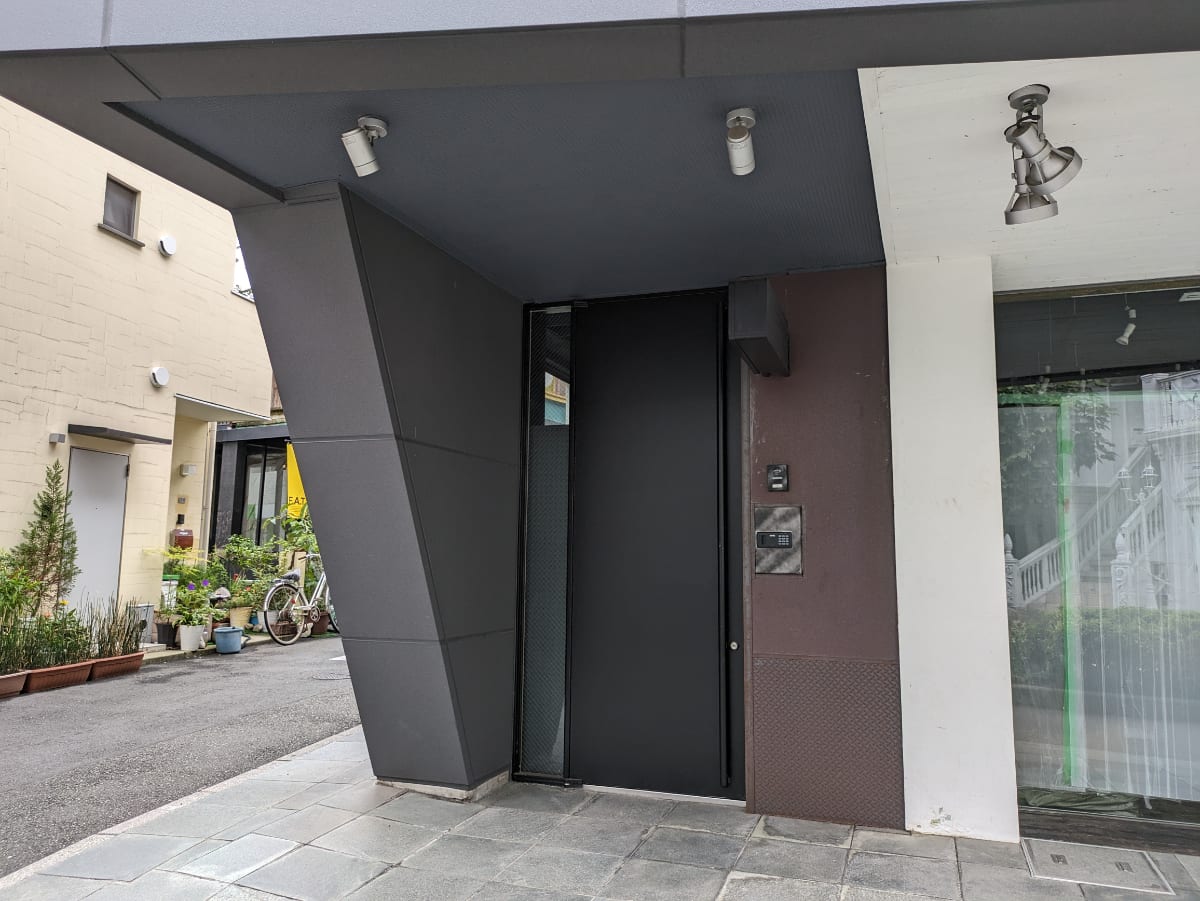 v20250427010206/fresh/building/J00100428920_3