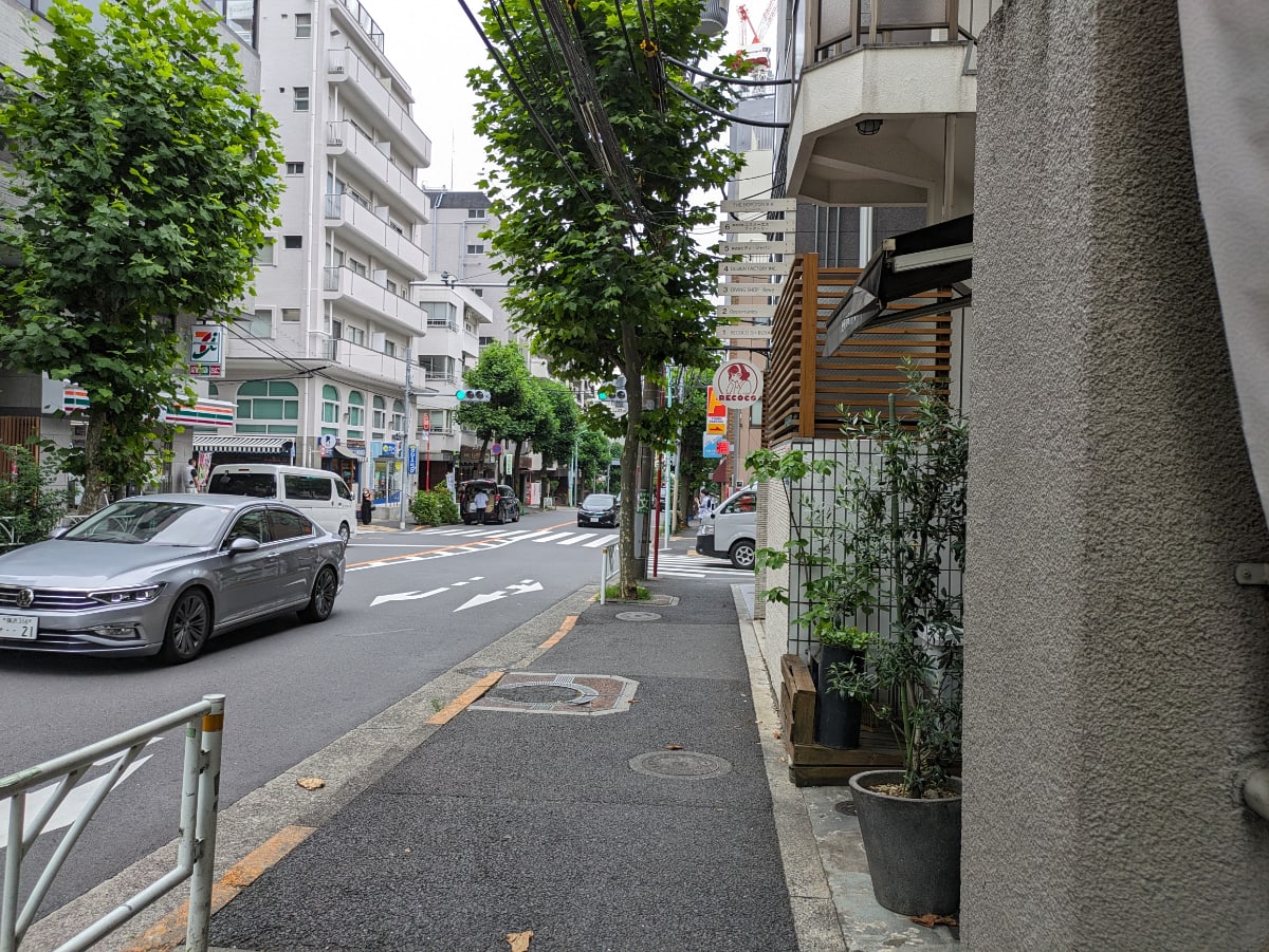 v20250427010206/fresh/building/J00100433033_2