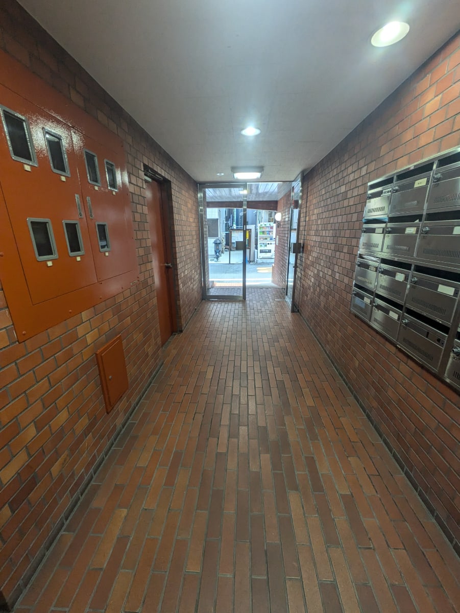 v20250427010206/fresh/building/J00100441548_9