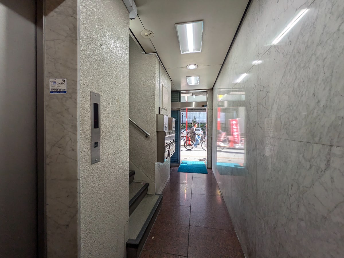v20250427010206/fresh/building/J00100441704_10