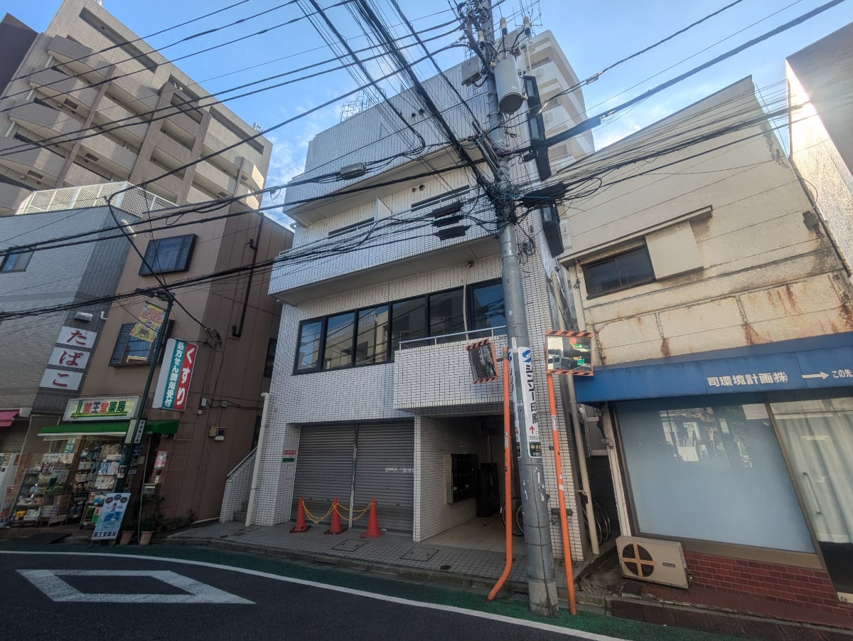 v20250427010206/fresh/building/J00100442422_6