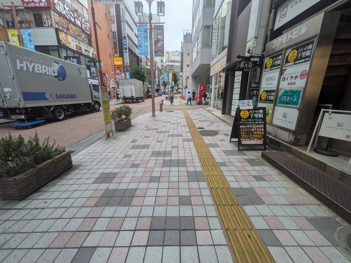 v20250427010206/fresh/building/J00100442499_10
