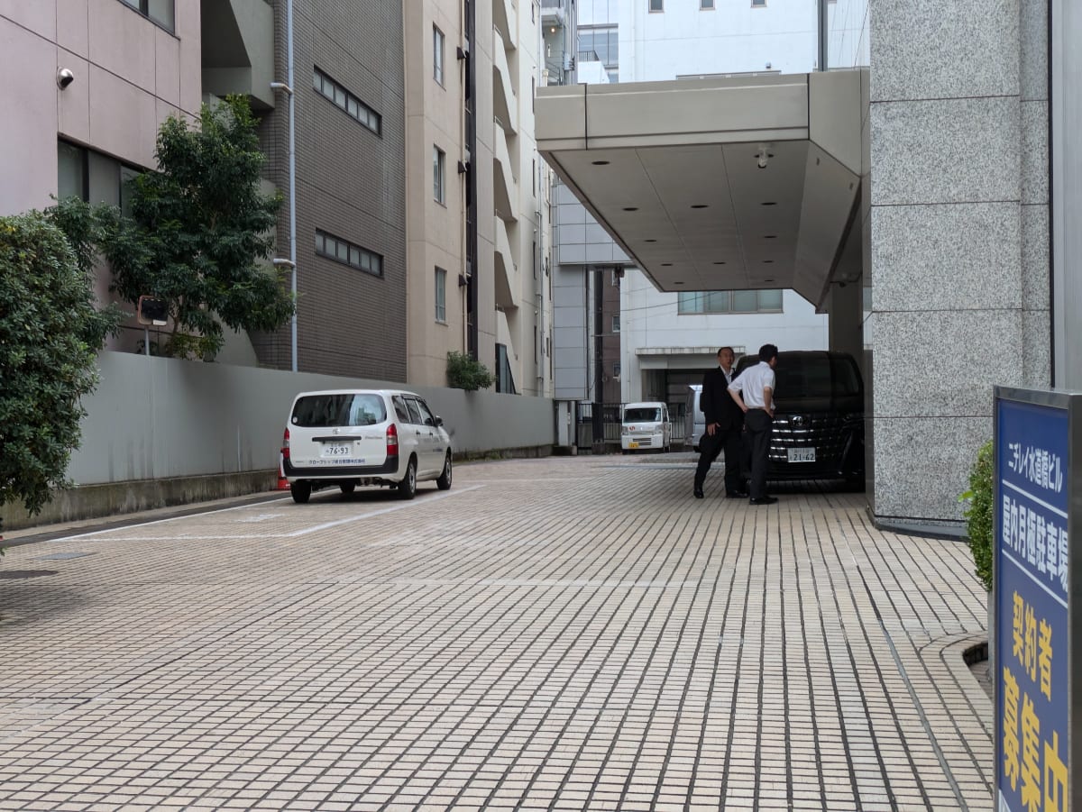 v20250427010206/fresh/building/J00100444318_10