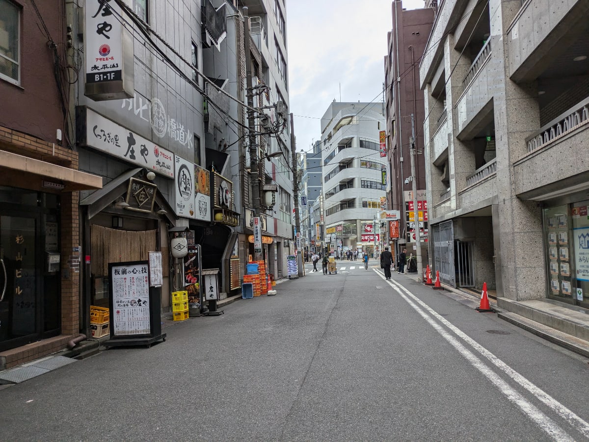v20250427010206/fresh/building/J00100454051_9