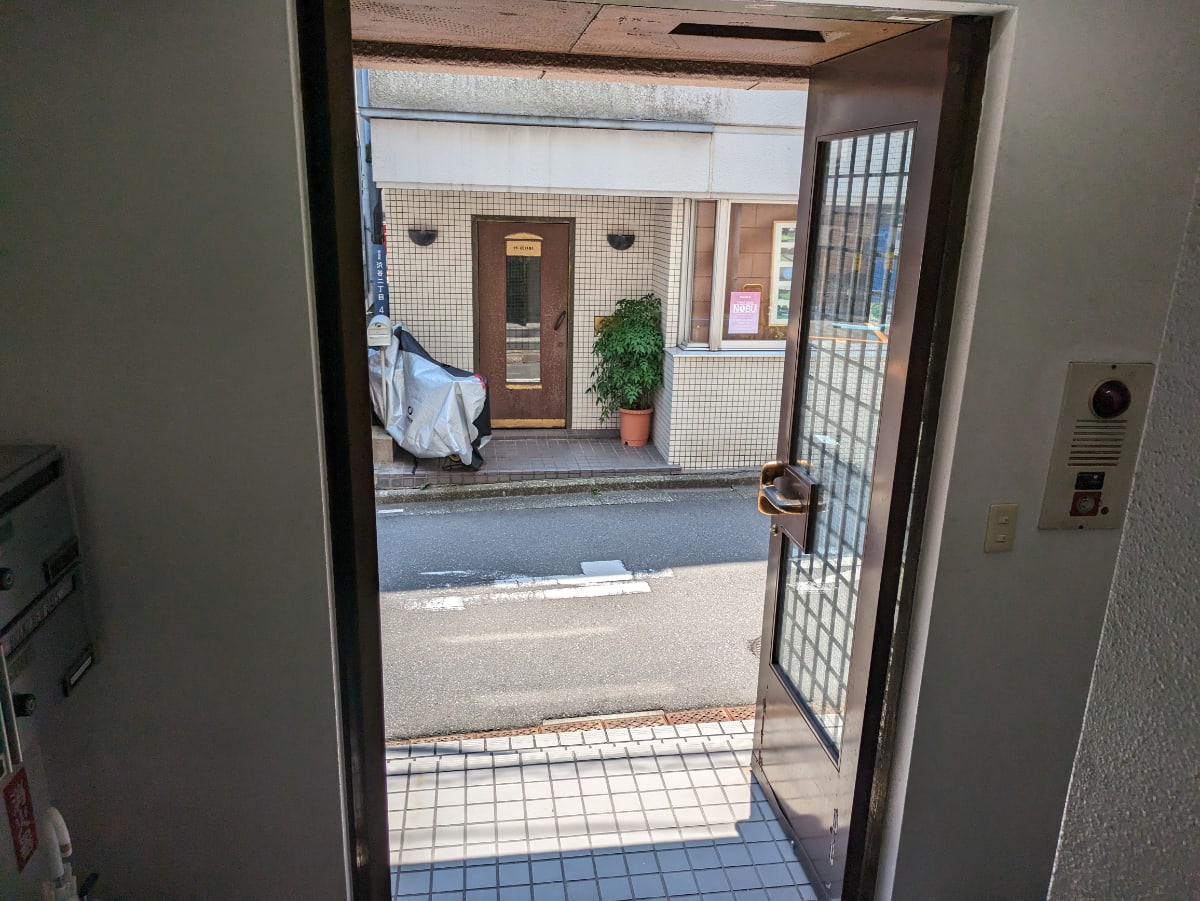 v20250427010206/fresh/building/J00100464418_12