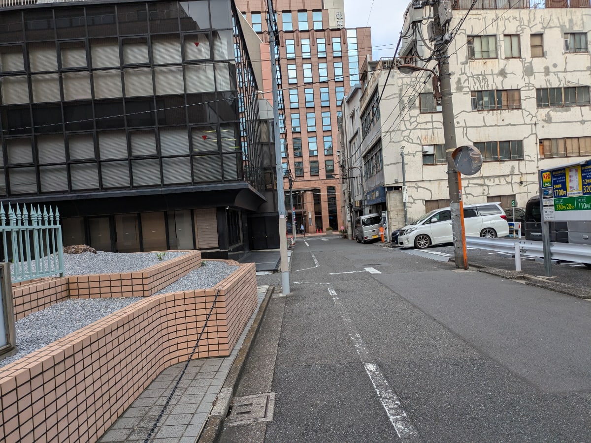 v20250427010206/fresh/building/J00100465646_12