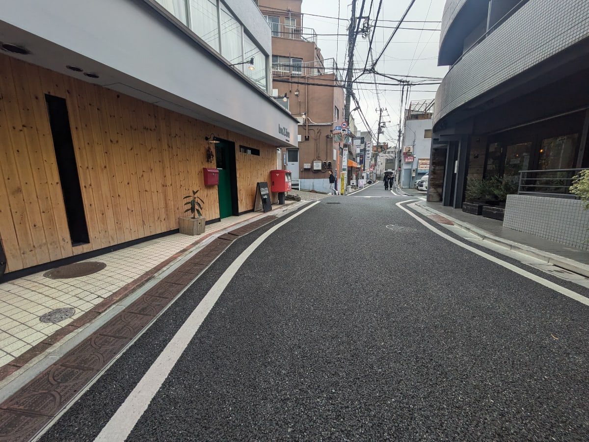 v20250427010506/fresh/building/J00100466890_2