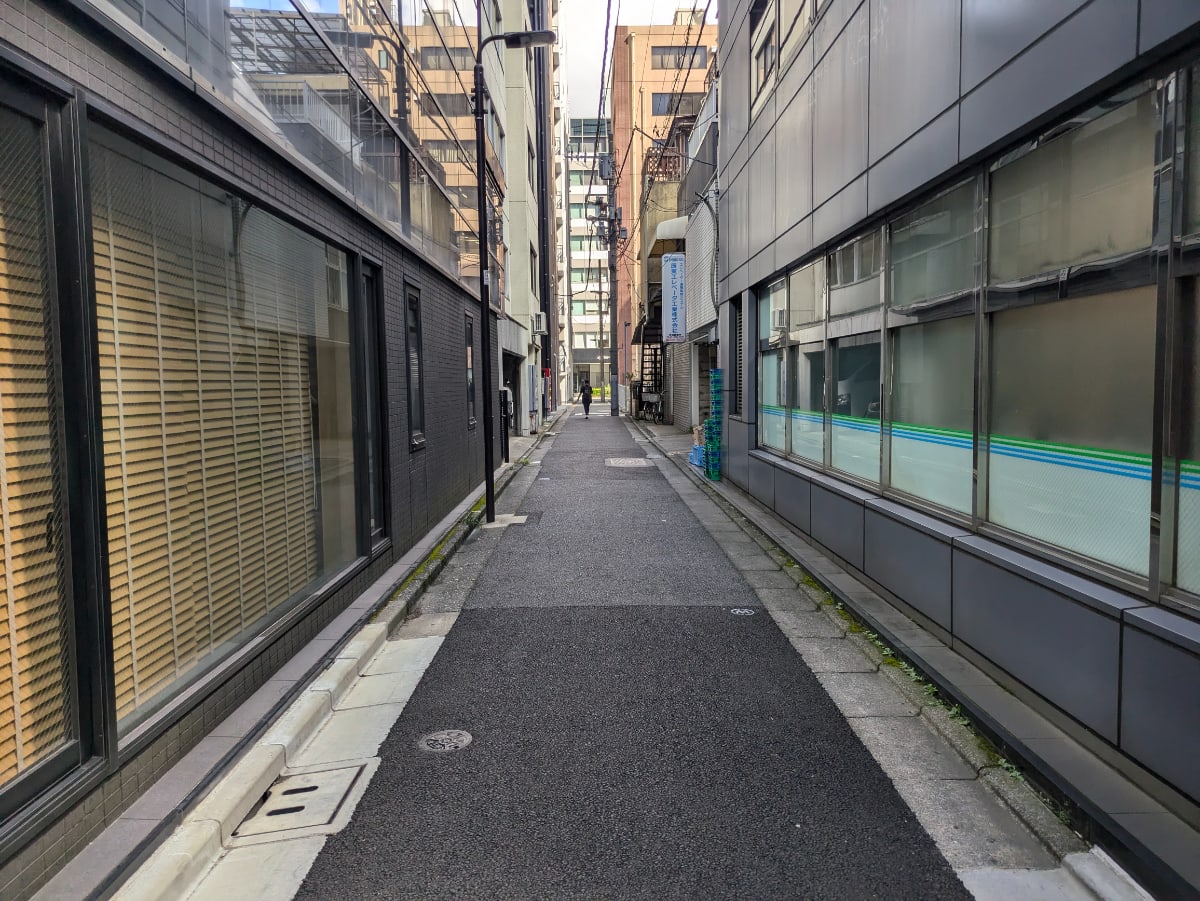 v20250427010506/fresh/building/J00100468125_11