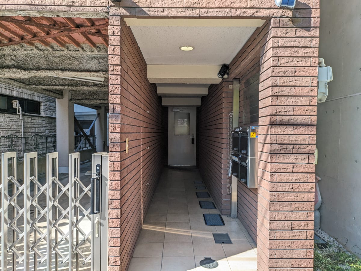 v20250427010506/fresh/building/J00100468161_3