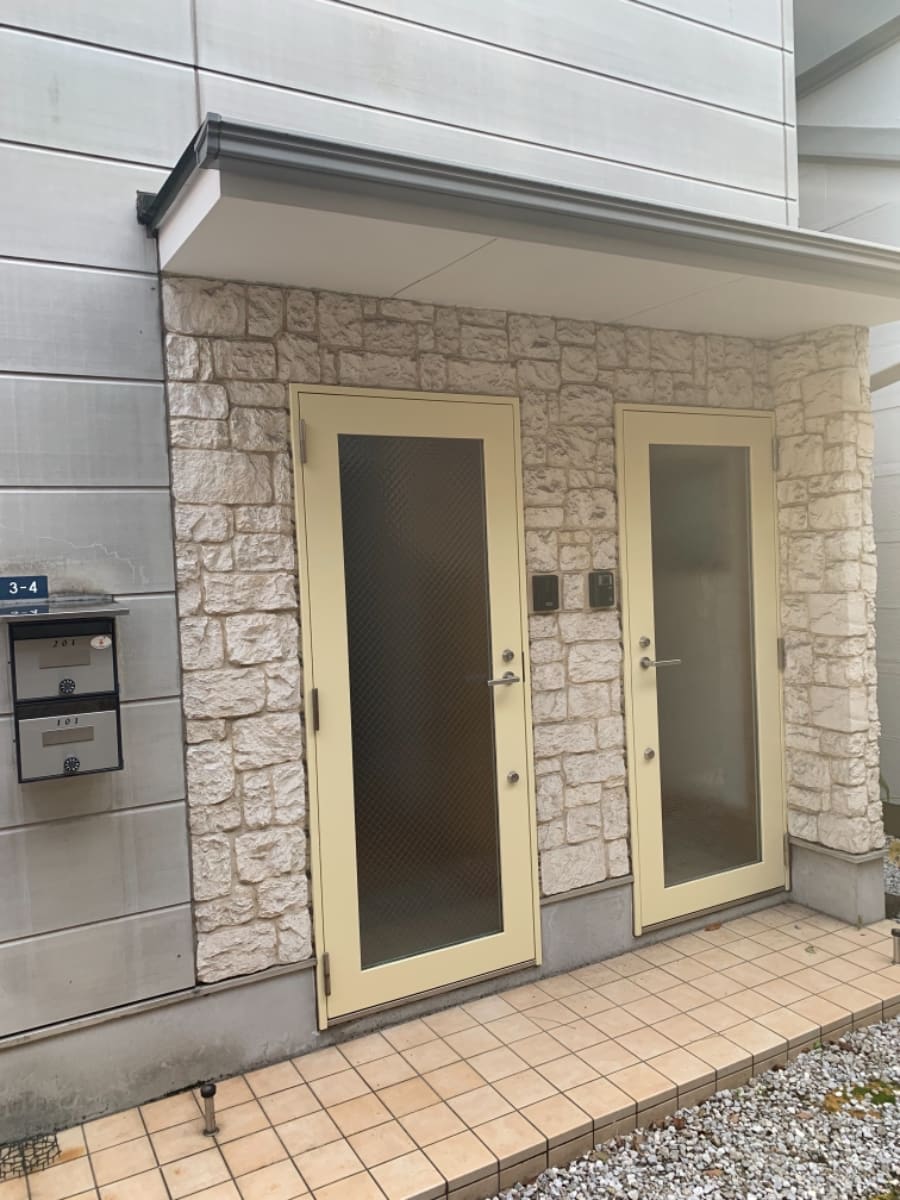v20250427010506/fresh/building/J00100468479_3
