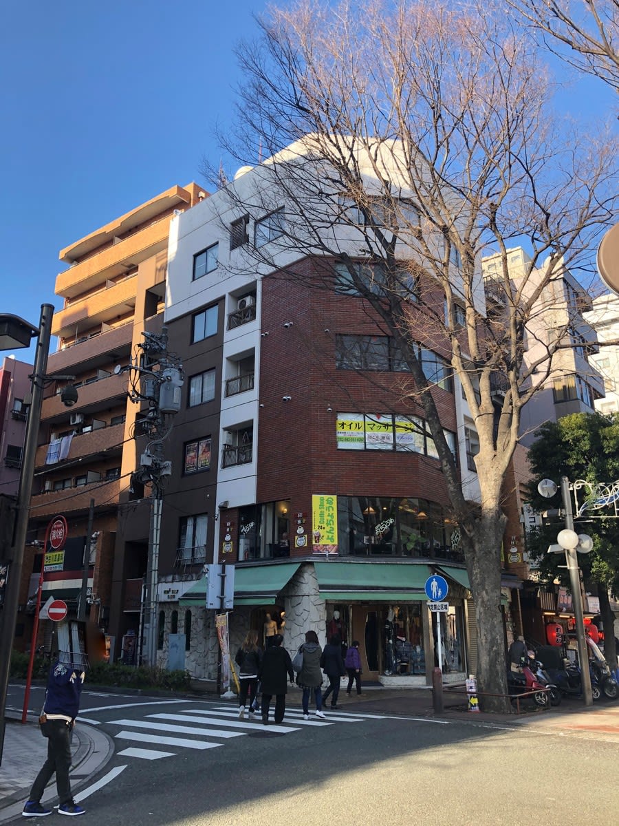 v20250427010506/fresh/building/J00100468819_1