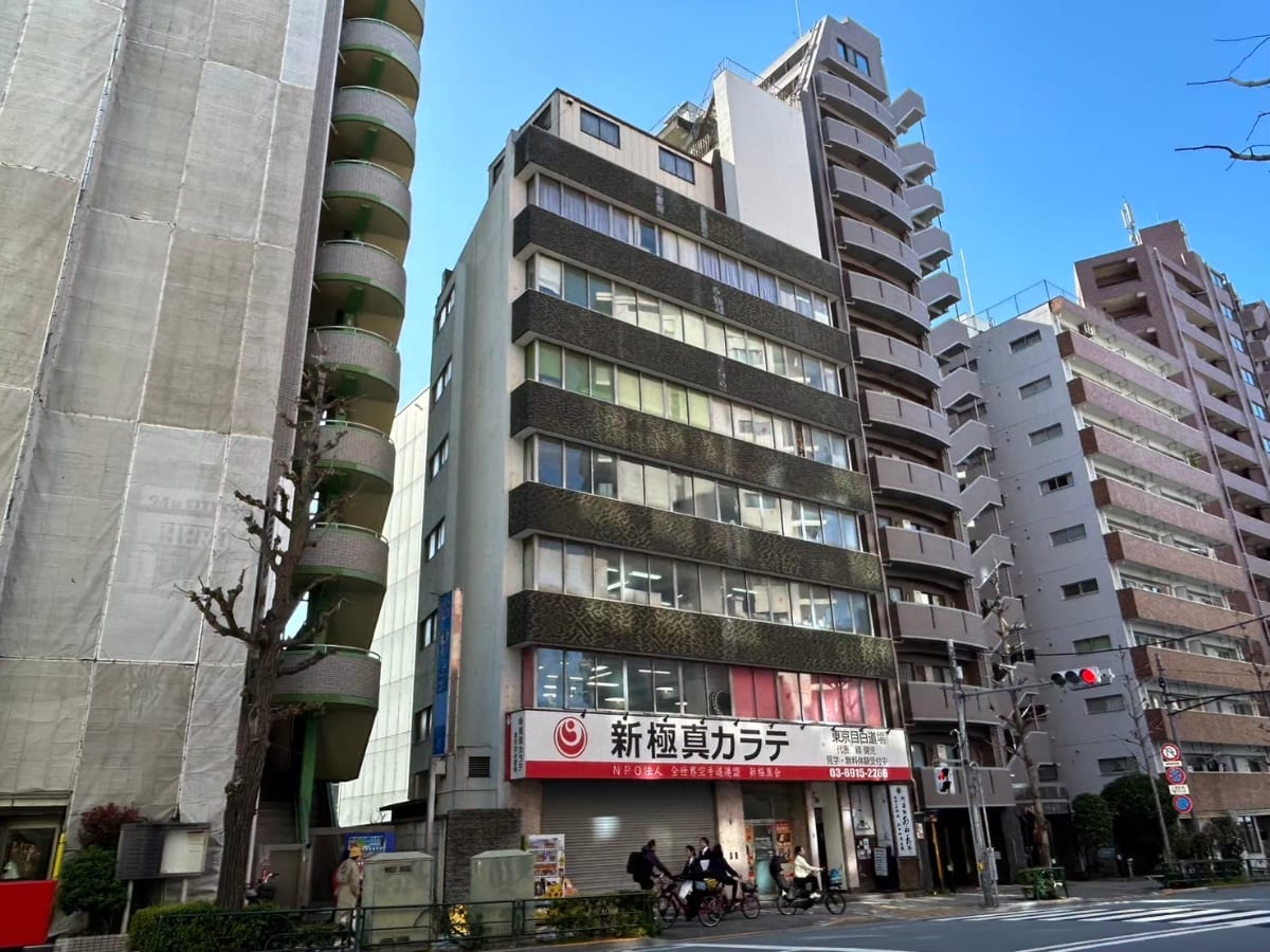 v20250427010506/fresh/building/J00100469090_1