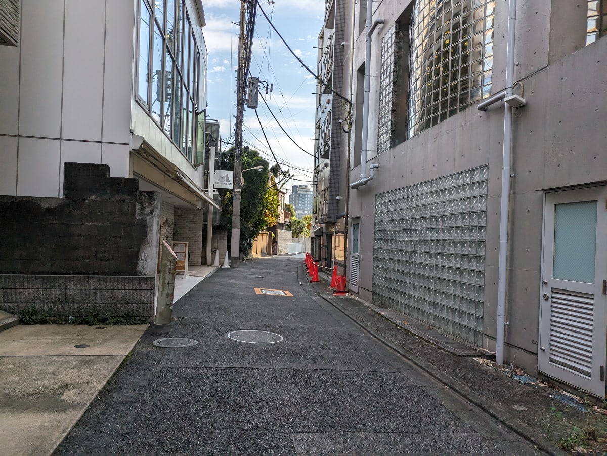 v20250427010506/fresh/building/J00100469328_9