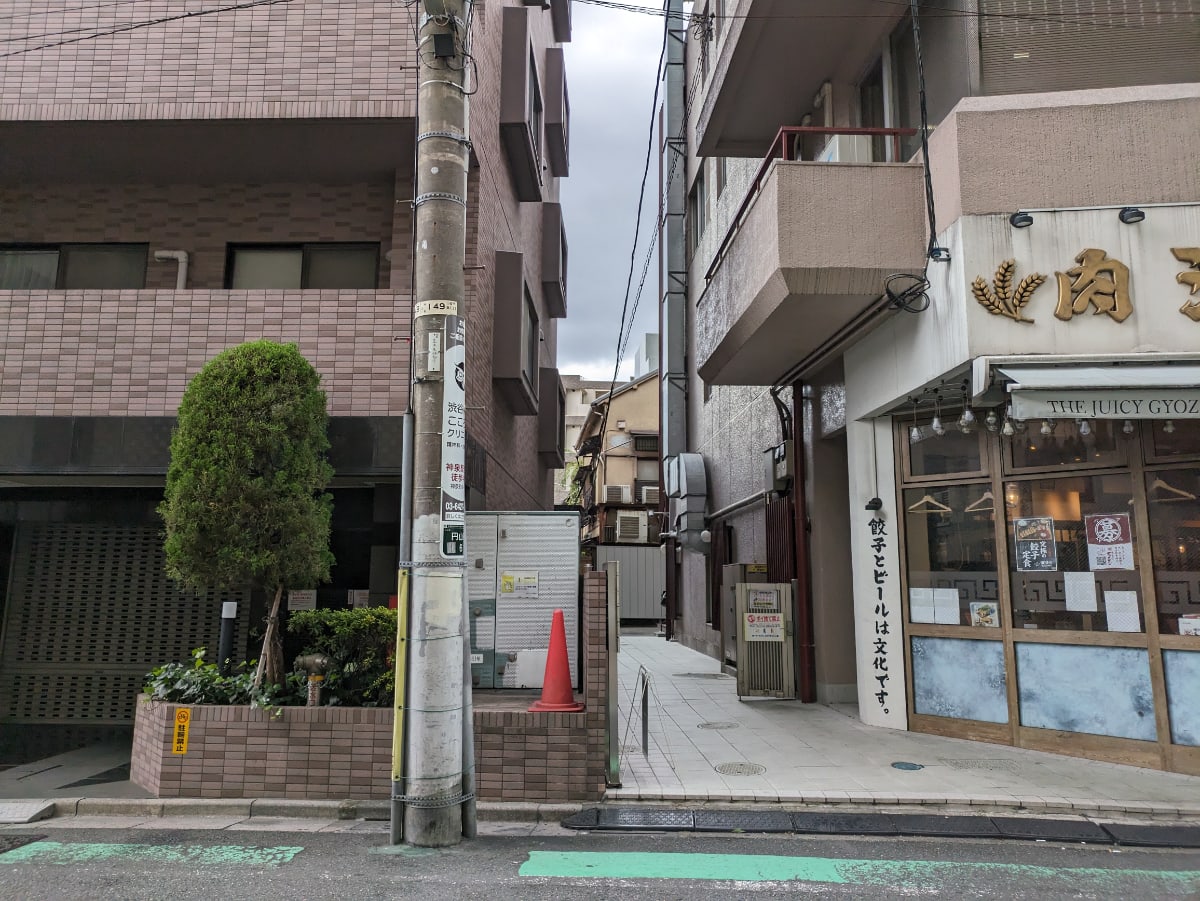 v20250427010506/fresh/building/J00100469428_13