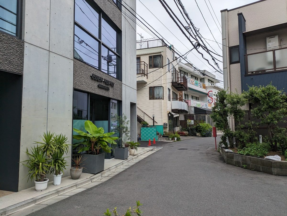 v20250427010506/fresh/building/J00100477744_2