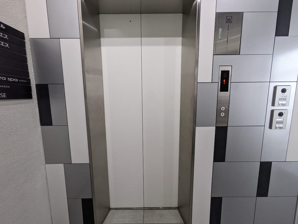 v20250427010506/fresh/building/J00100478342_4