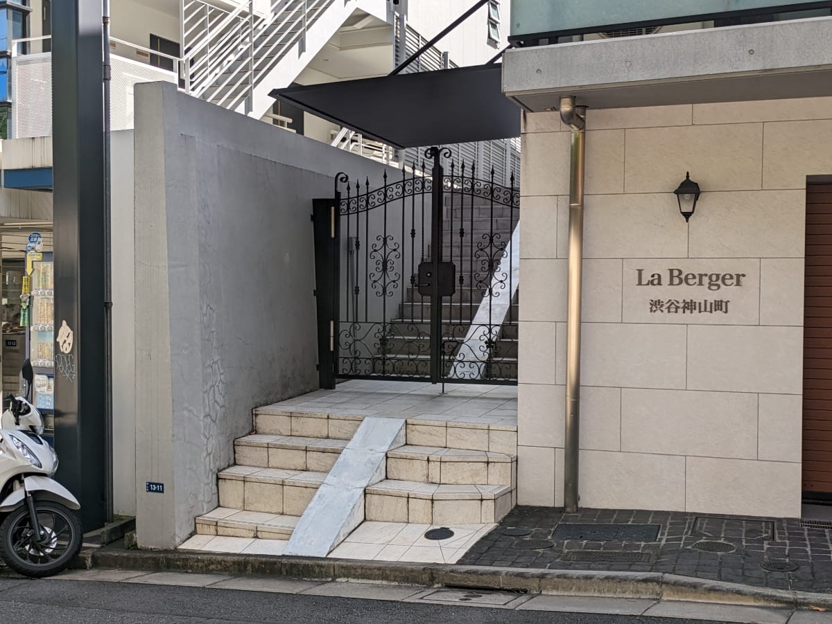 v20250427010506/fresh/building/J00100478621_3