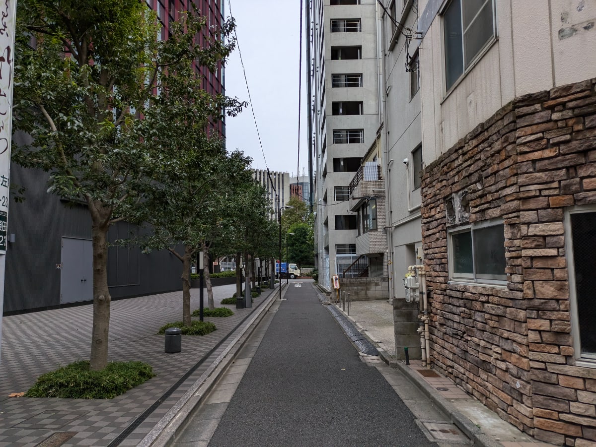 v20250427010506/fresh/building/J00100481704_2