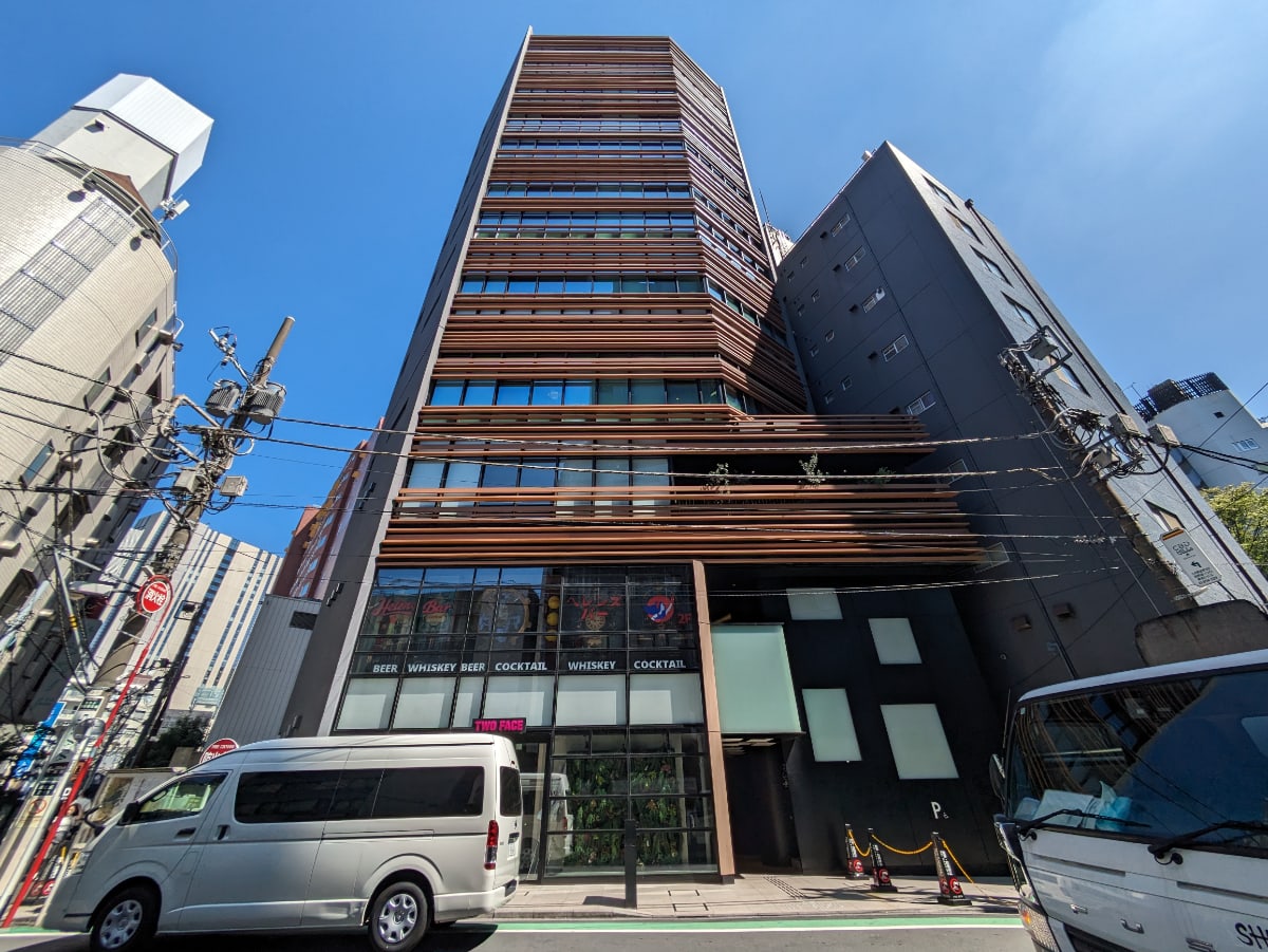 v20250427010506/fresh/building/J00100482124_1