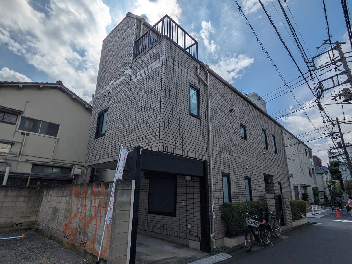 v20250427010506/fresh/building/J00100482607_8