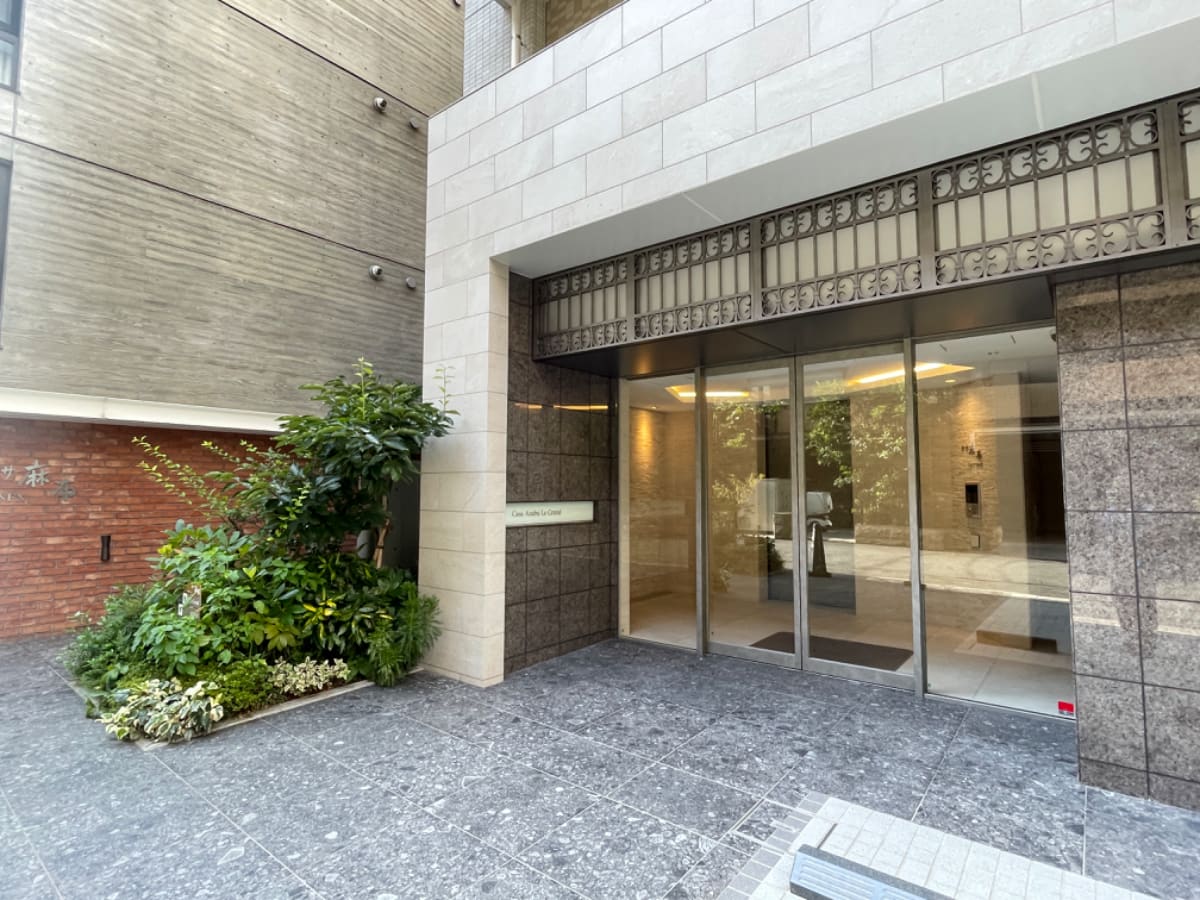 v20250427010506/fresh/building/J00100483284_3