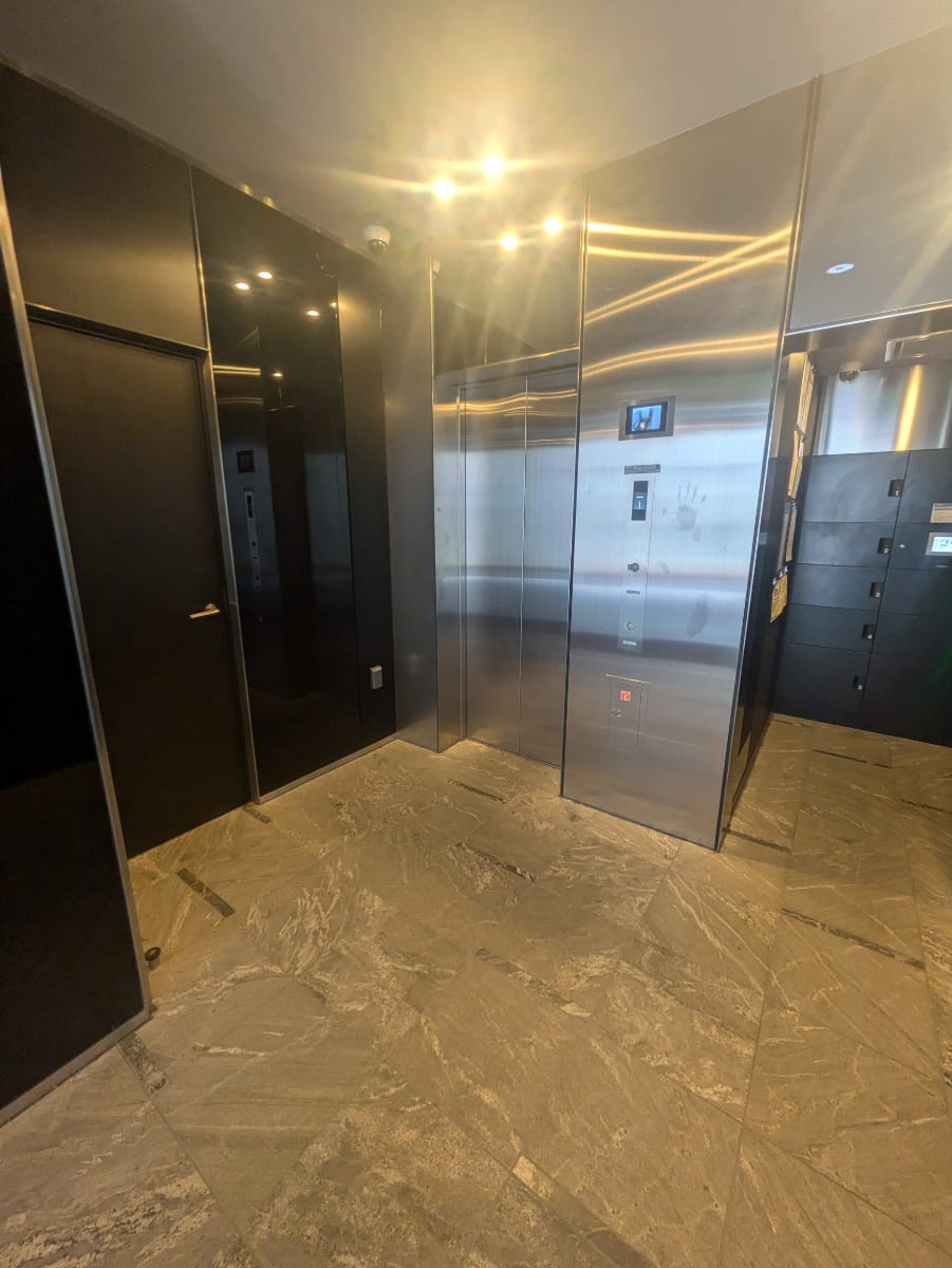 v20250427010506/fresh/building/J00100490649_4