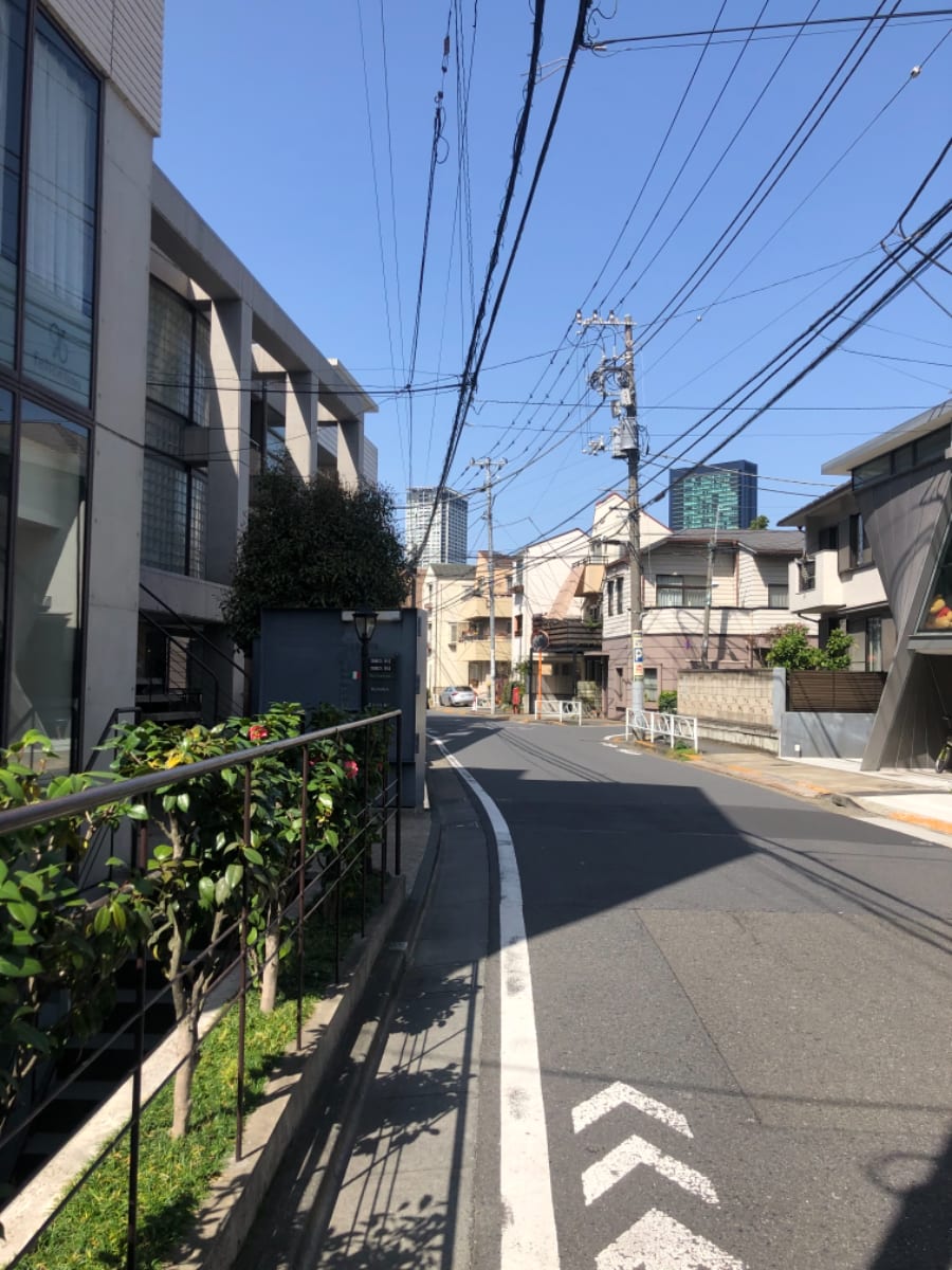 v20250427010506/fresh/building/J00100493325_2