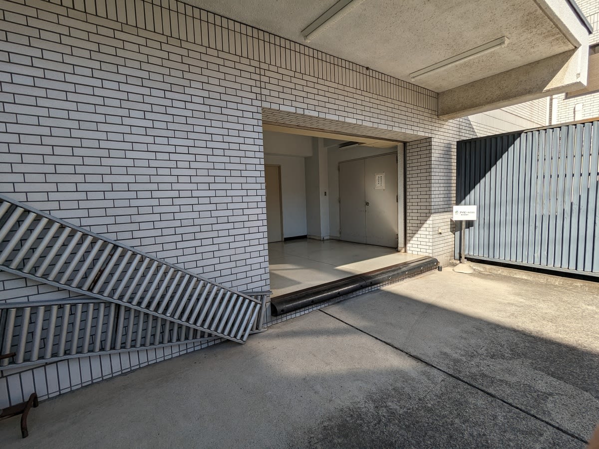 v20250427010506/fresh/building/J00100493812_7