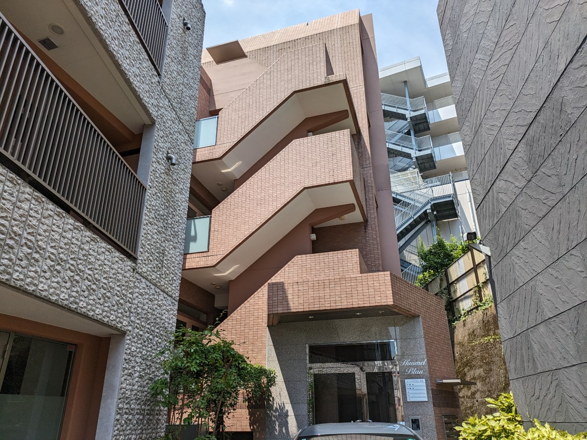 v20250427010506/fresh/building/J00100495714_1