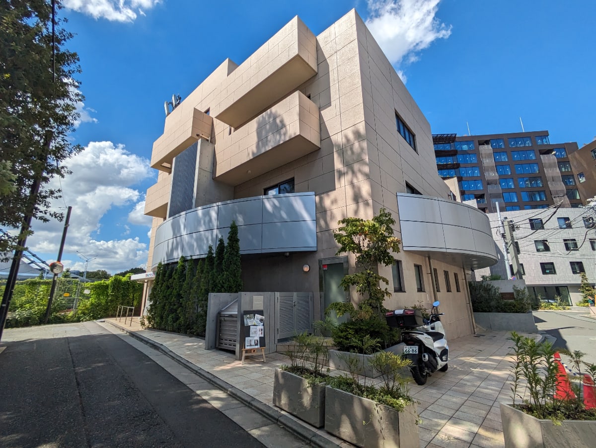 v20250427010506/fresh/building/J00100495803_1