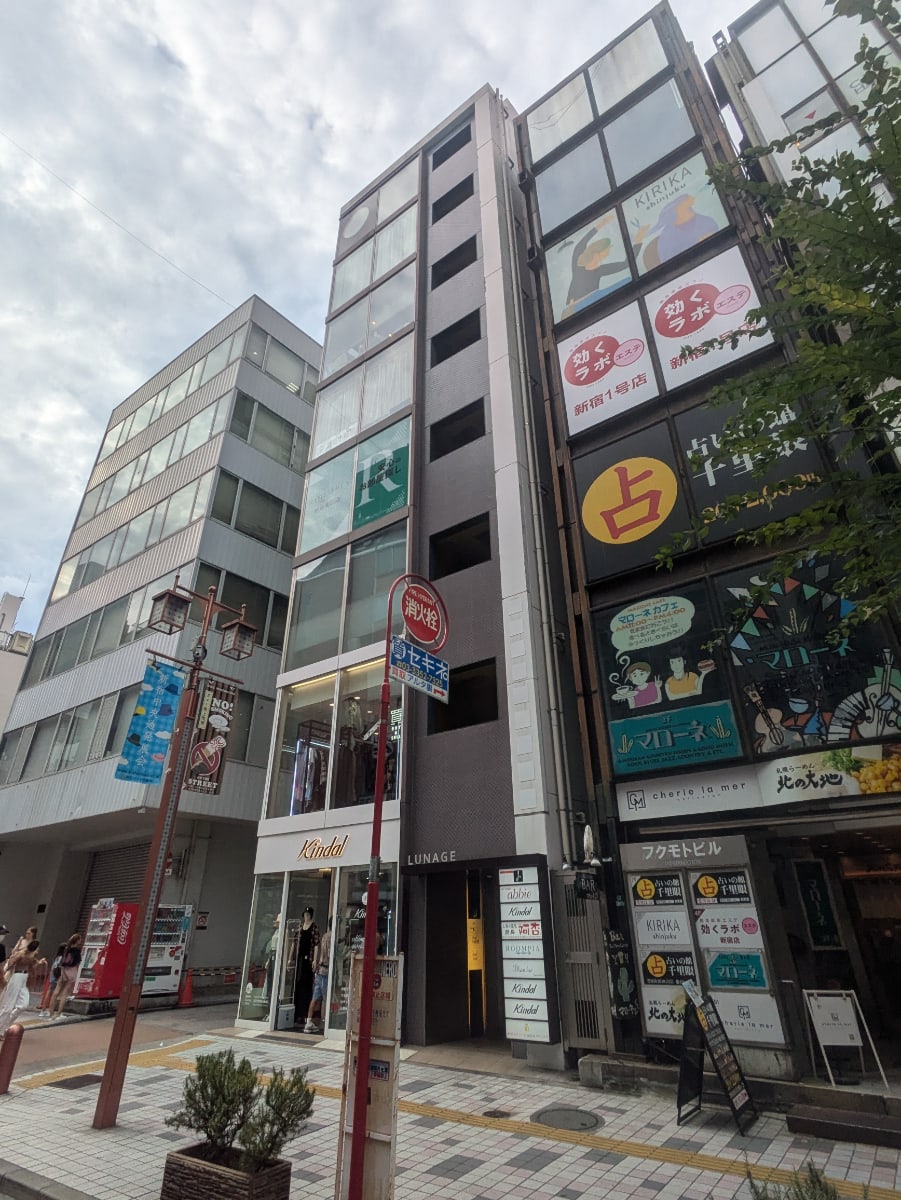 v20250427010506/fresh/building/J00100497119_13