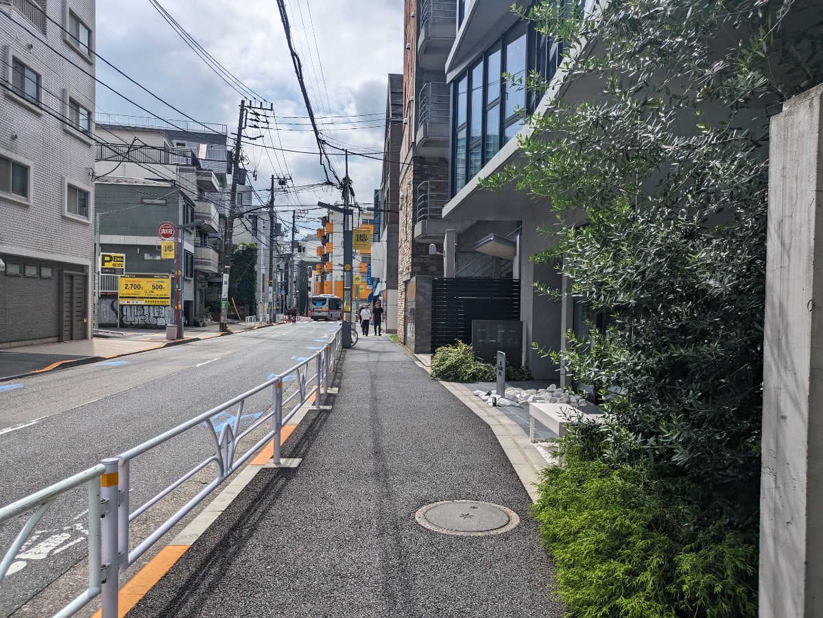 v20250427010816/fresh/building/J00100497690_2