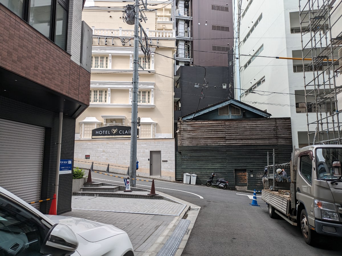 v20250427010816/fresh/building/J00100498602_2