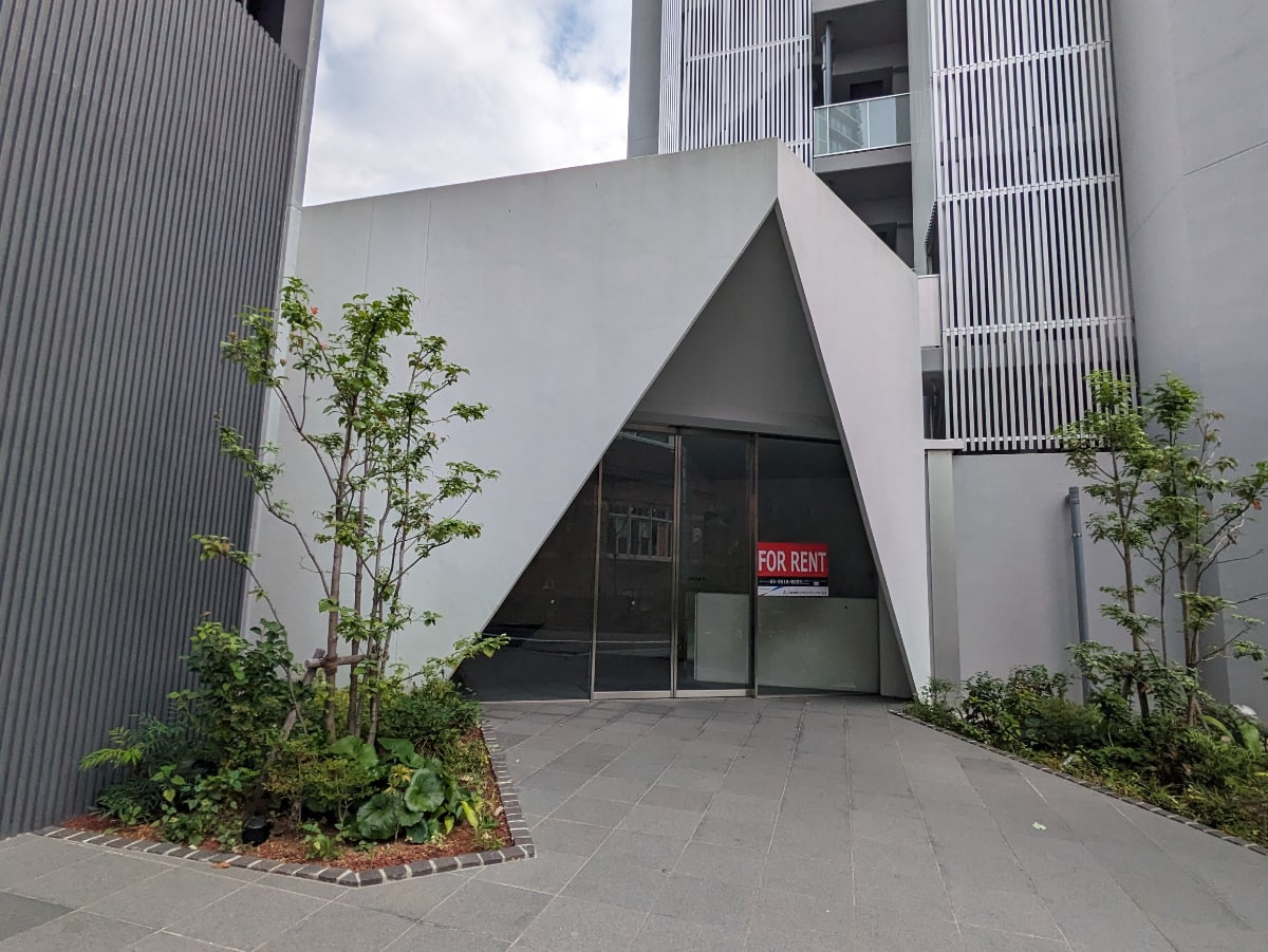 v20250427010816/fresh/building/J00100503823_3