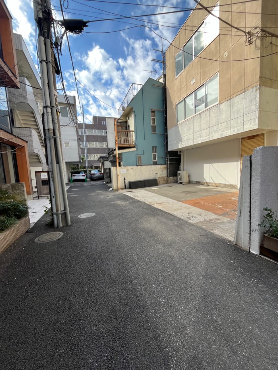 v20250427010816/fresh/building/J00100503975_2
