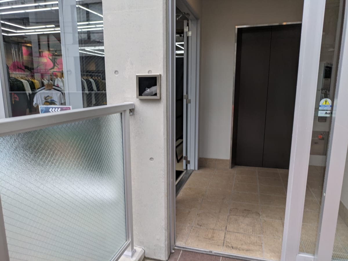 v20250427010817/fresh/building/J00100498650_12