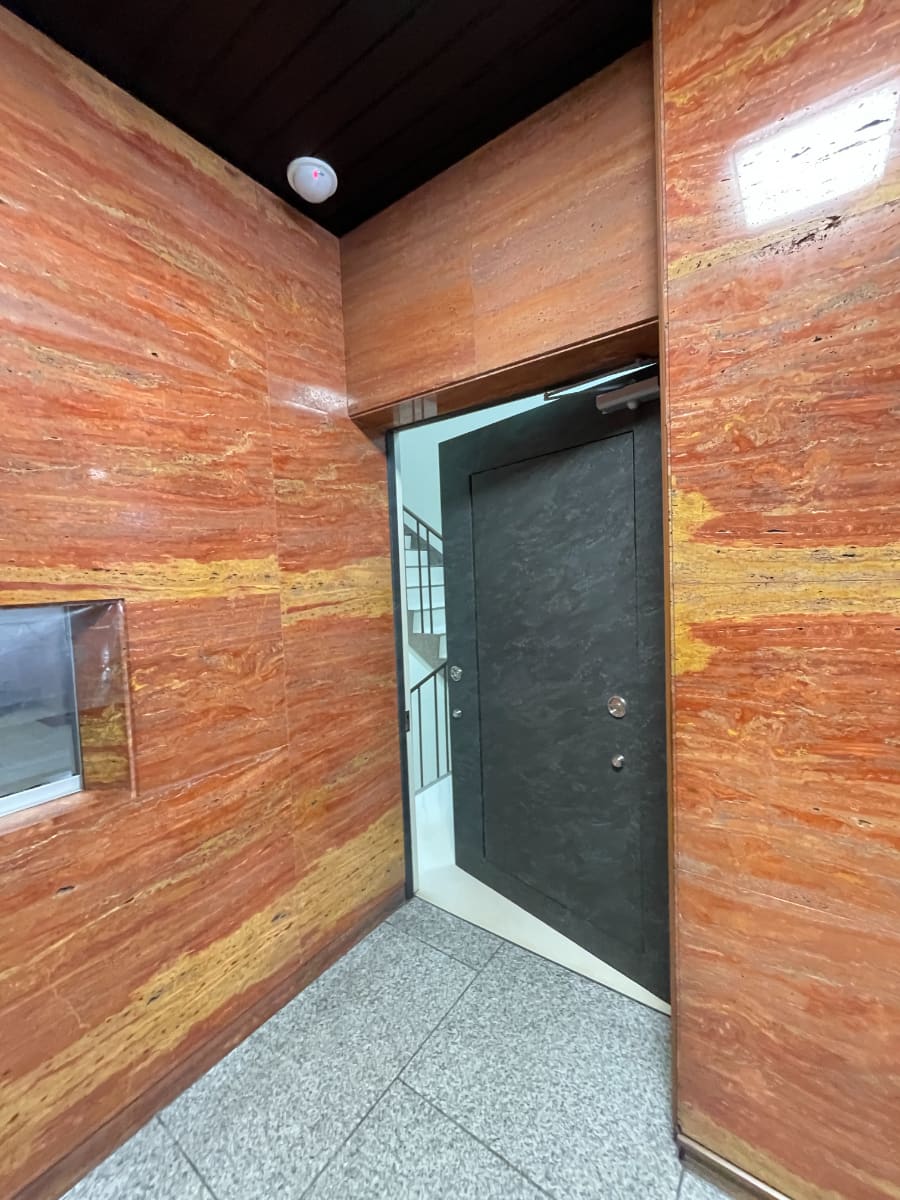 v20250427010817/fresh/building/J00100499932_12