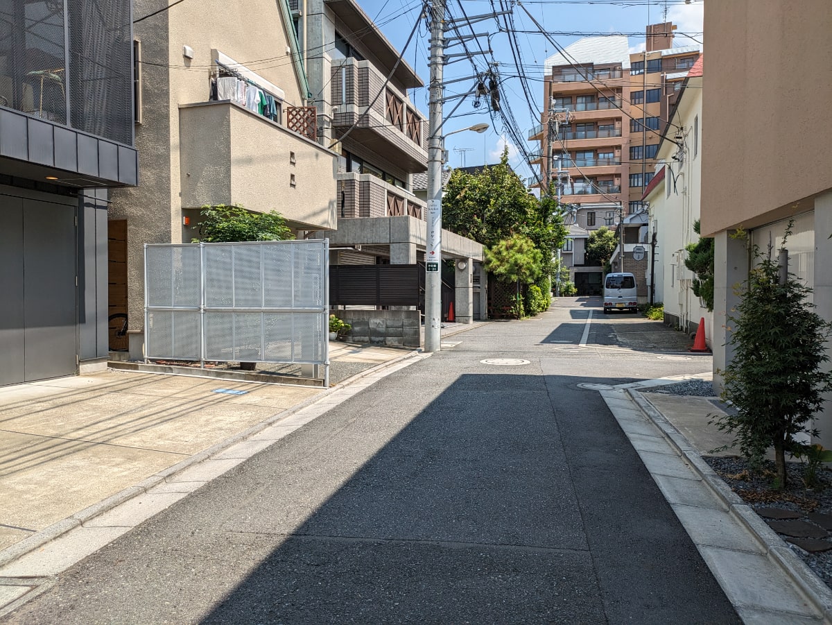 v20250427010817/fresh/building/J00100502747_9