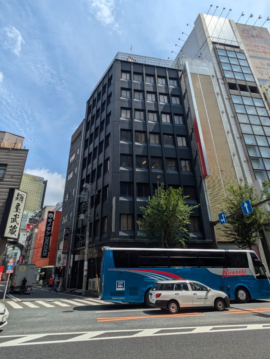v20250427010817/fresh/building/J00100509928_6