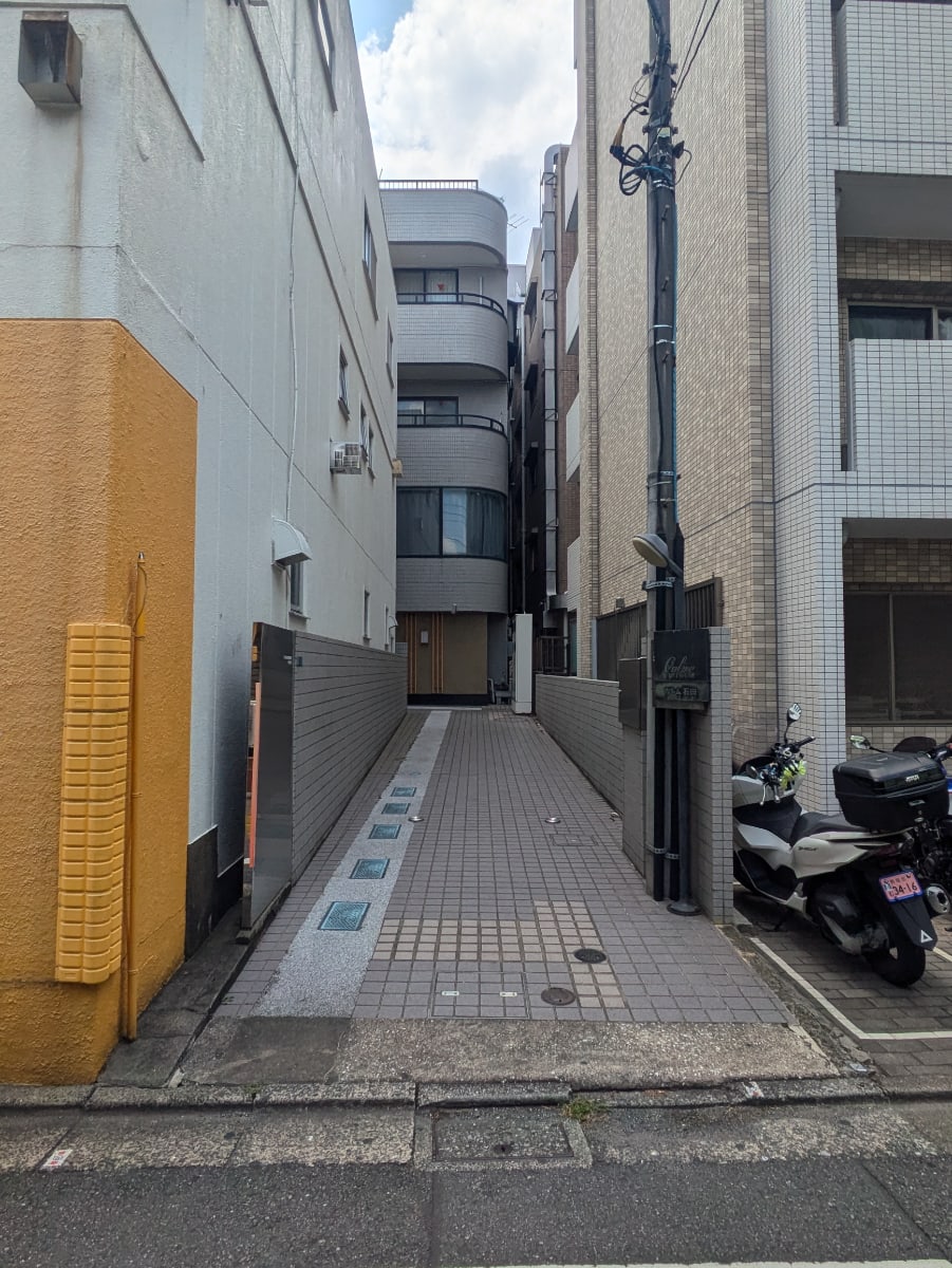 v20250427010817/fresh/building/J00100510216_5