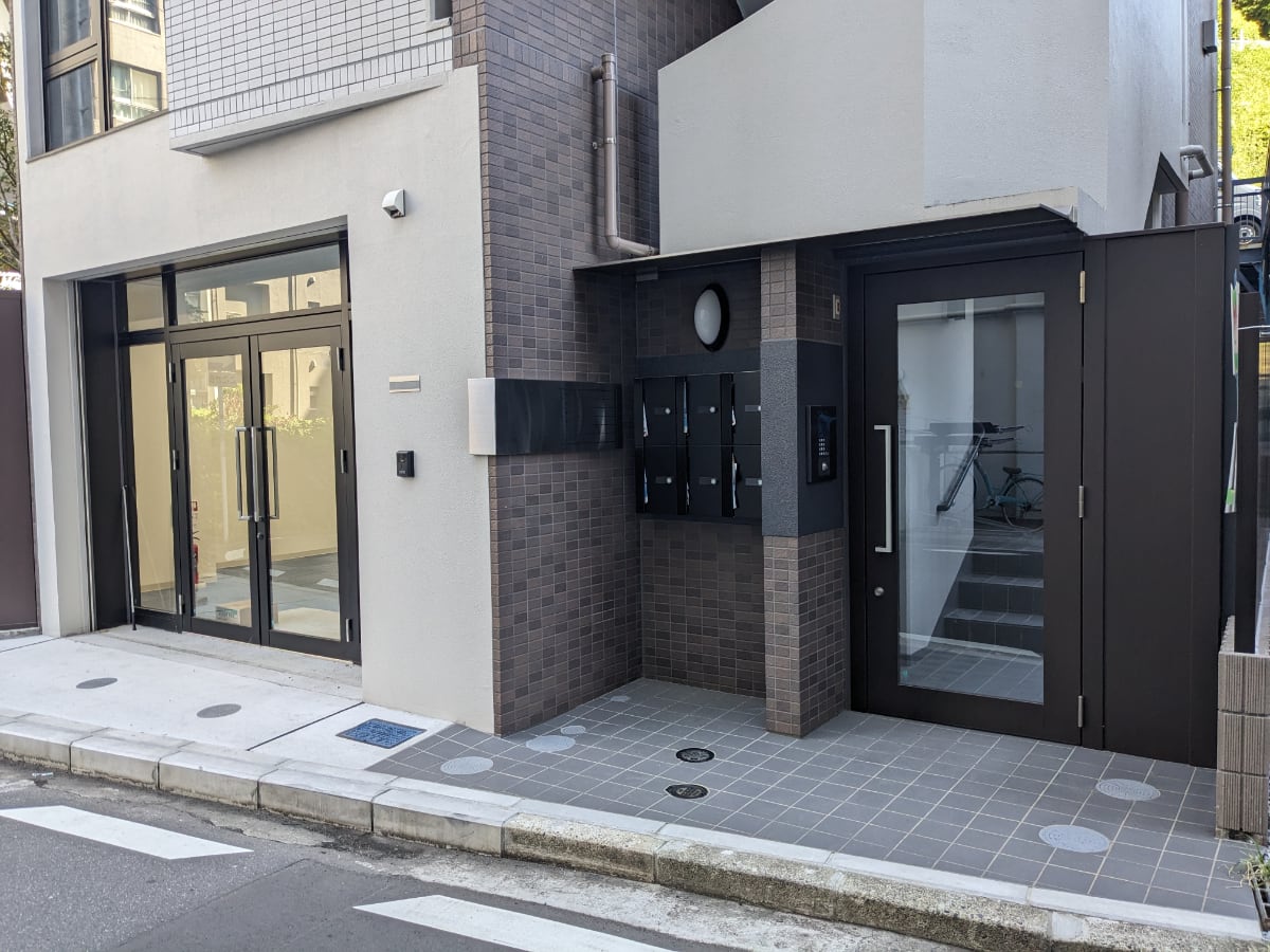 v20250427011159/fresh/building/J00100512217_6