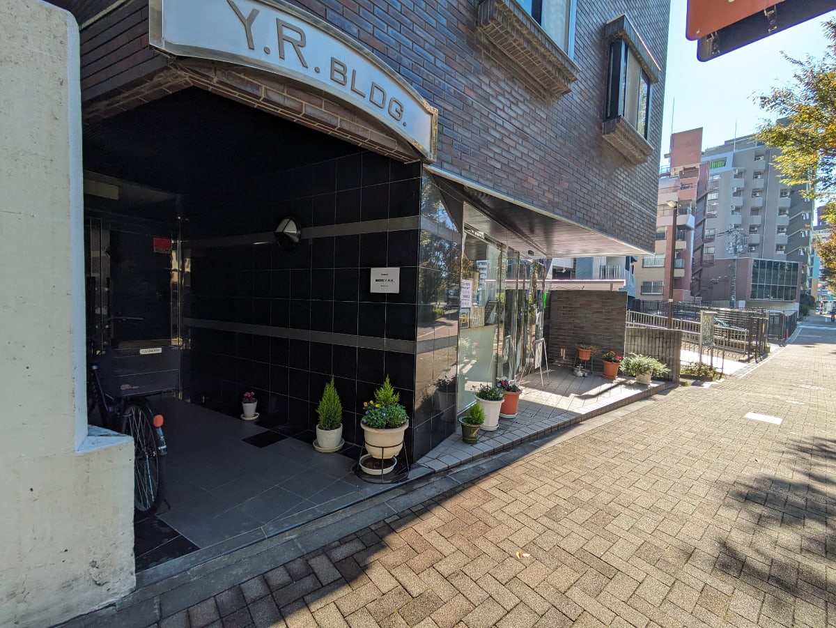 v20250427011159/fresh/building/J00100512258_9
