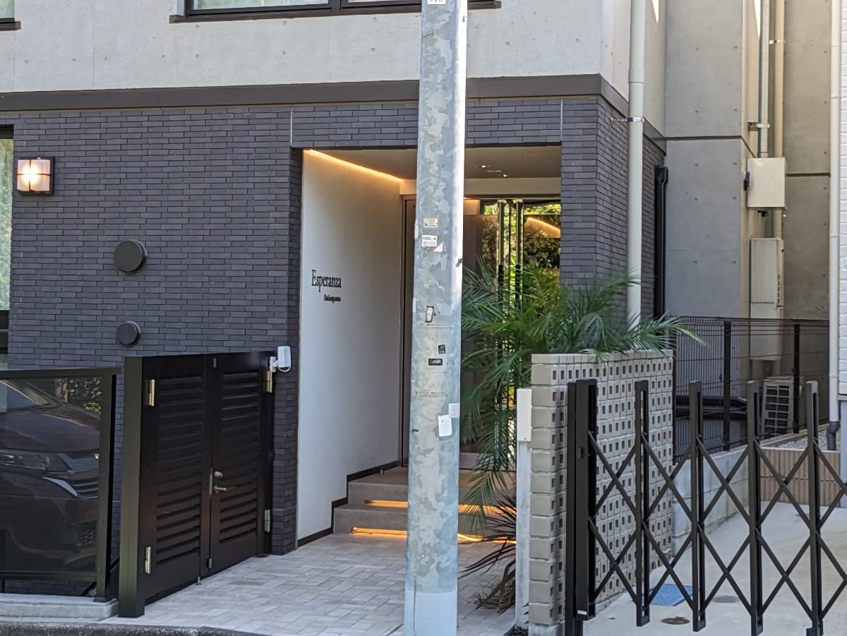 v20250427011159/fresh/building/J00100512374_9