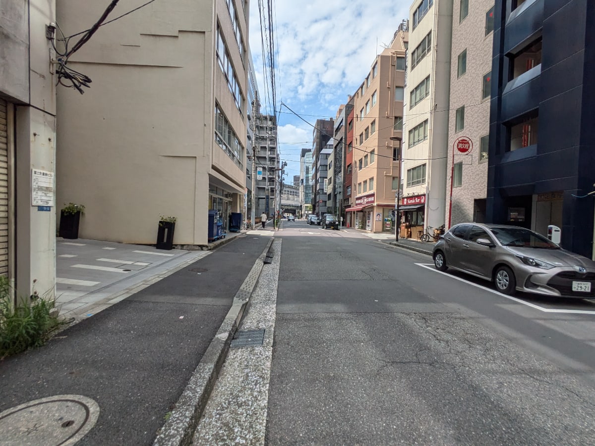 v20250427011159/fresh/building/J00100512798_2