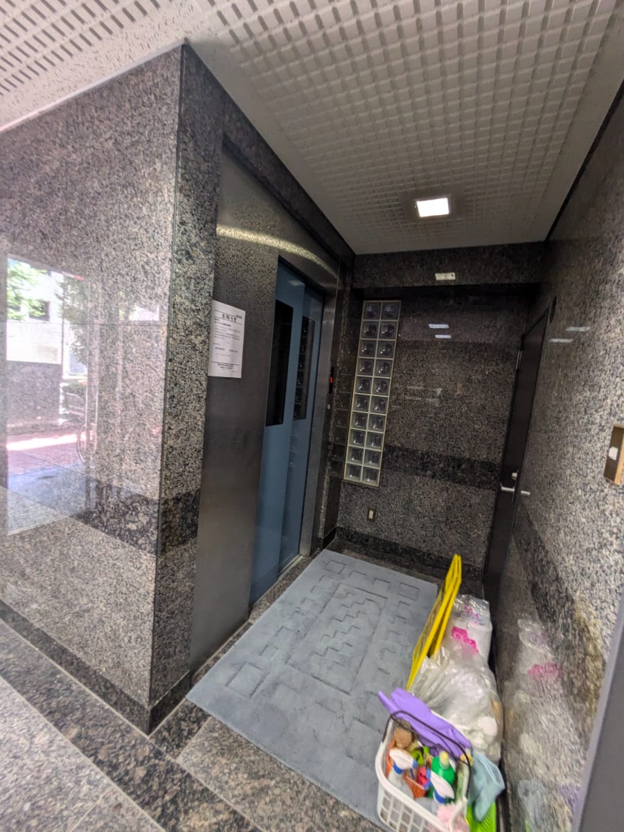 v20250427011159/fresh/building/J00100513738_4