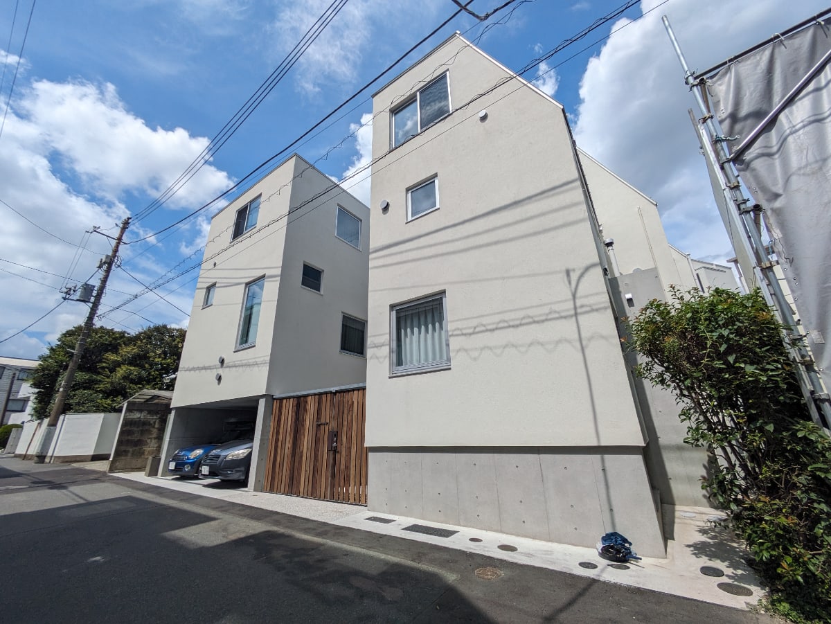 v20250427011159/fresh/building/J00100514204_1