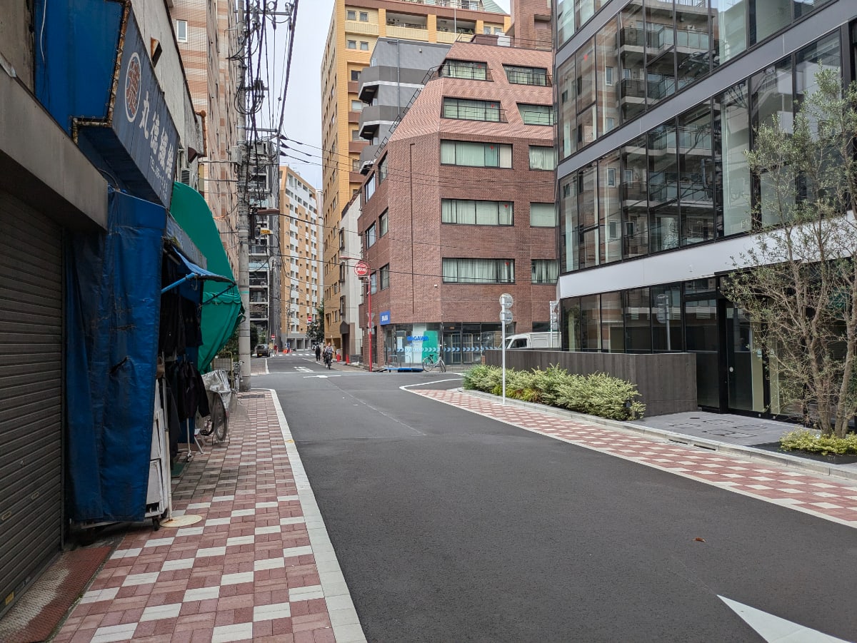v20250427011159/fresh/building/J00100607939_17