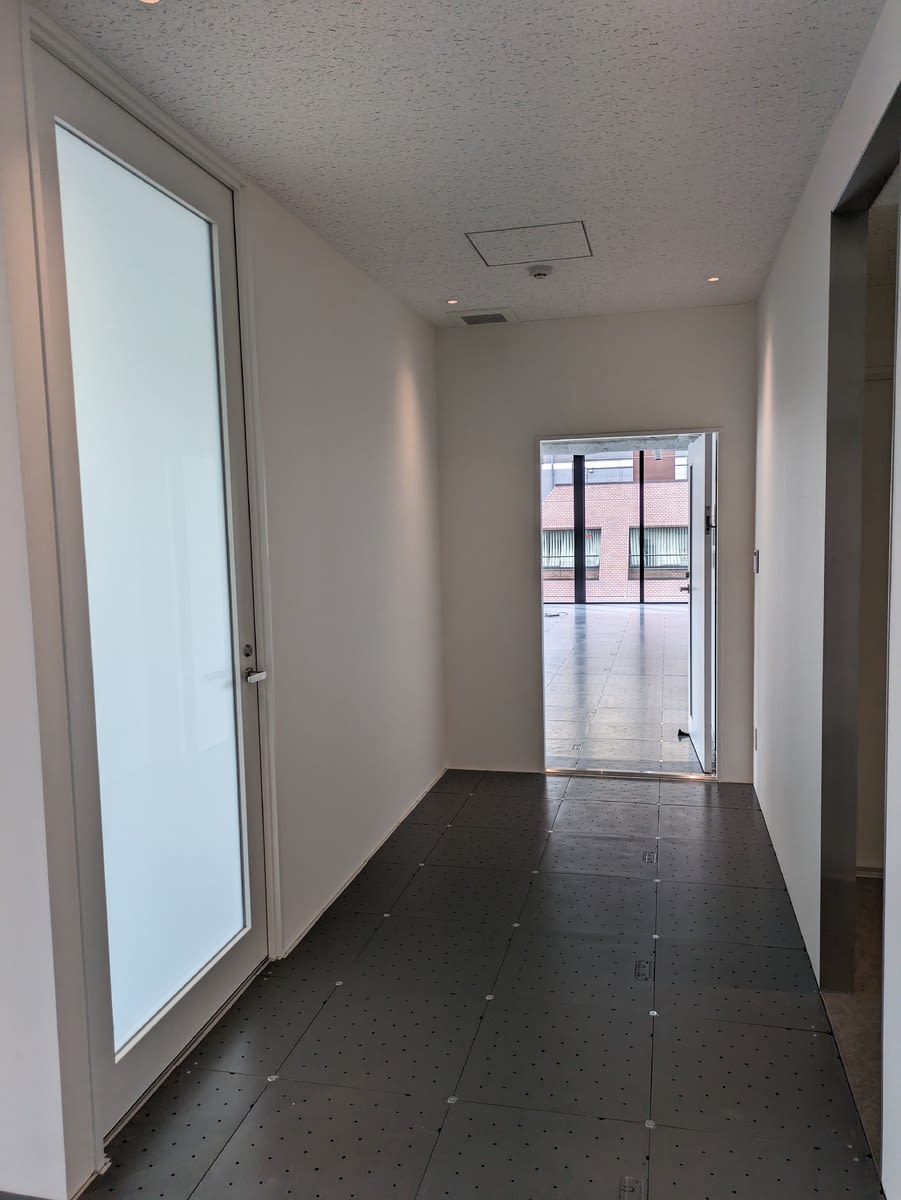 v20250427011159/fresh/building/J00100607939_7